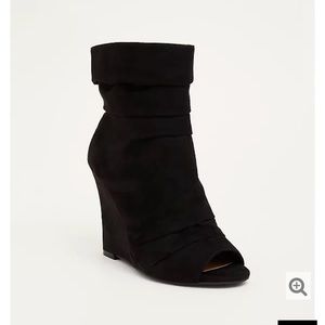Torrid black suede scrunched peep toe wedge